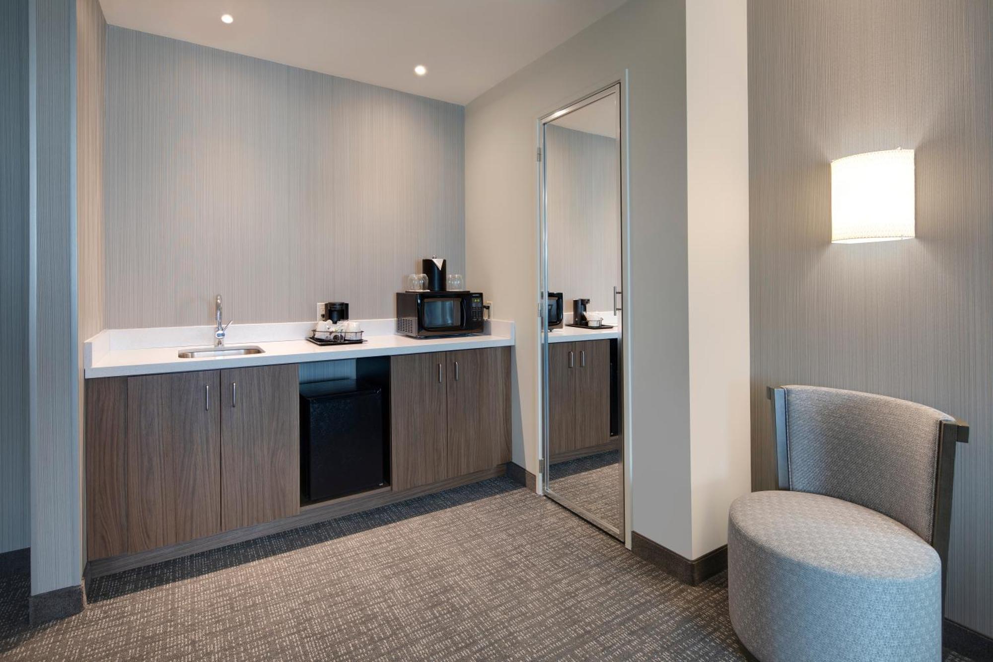 Courtyard By Marriott Atlanta Vinings/Galleria Smyrna Exteriör bild