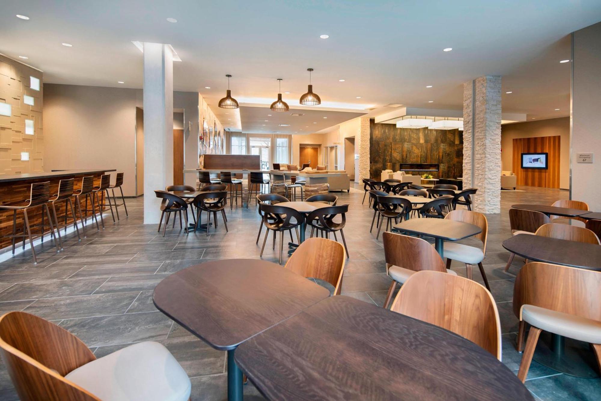 Courtyard By Marriott Atlanta Vinings/Galleria Smyrna Exteriör bild