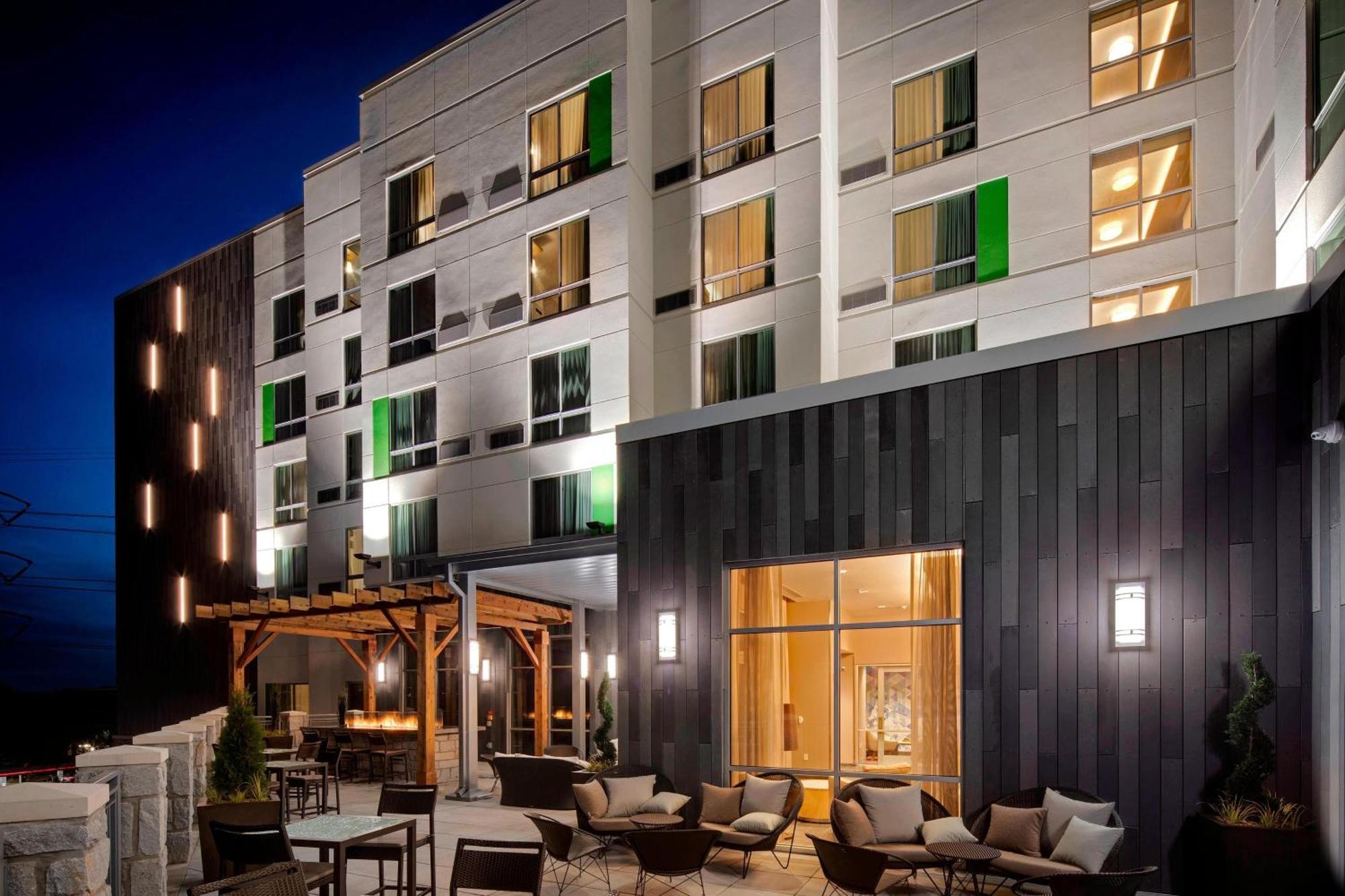 Courtyard By Marriott Atlanta Vinings/Galleria Smyrna Exteriör bild