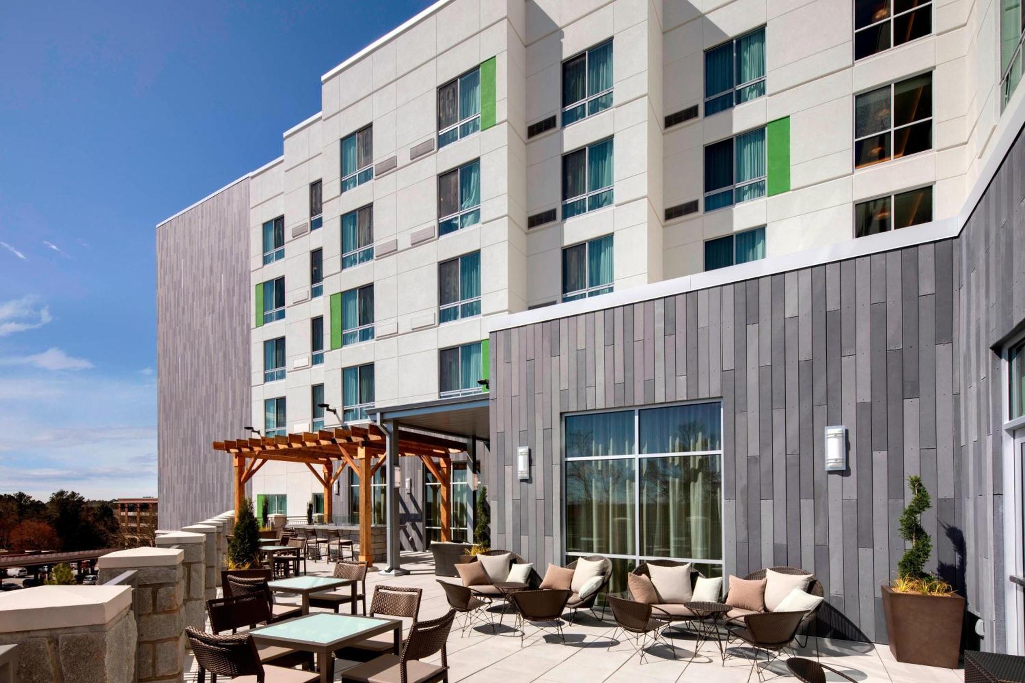Courtyard By Marriott Atlanta Vinings/Galleria Smyrna Exteriör bild