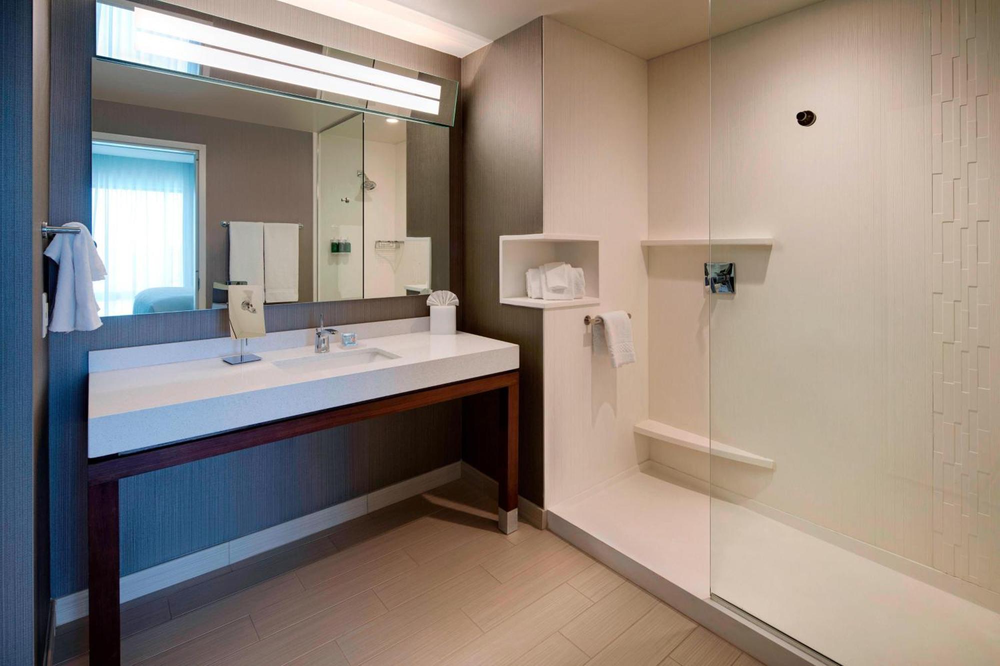 Courtyard By Marriott Atlanta Vinings/Galleria Smyrna Exteriör bild